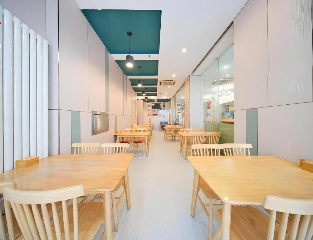 Jinjiang Inn Qingdao Wuxi Square Nanjing Road Metro Station Exterior photo