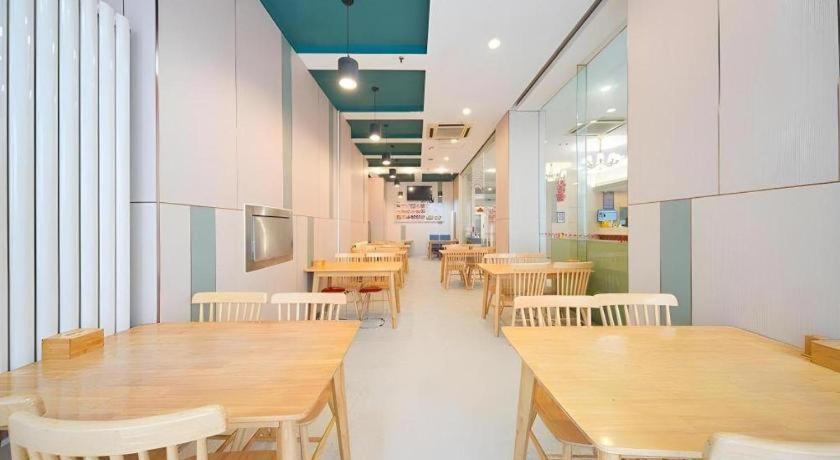 Jinjiang Inn Qingdao Wuxi Square Nanjing Road Metro Station Exterior photo