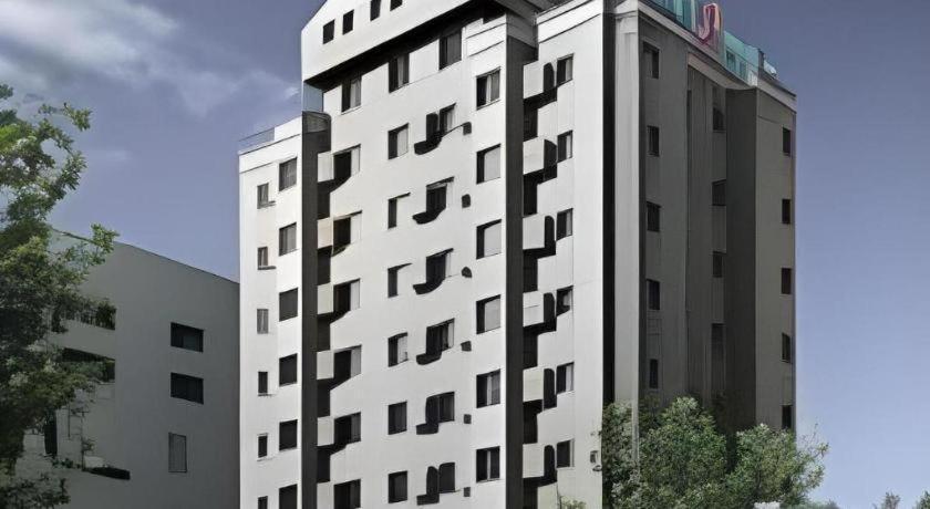 Jinjiang Inn Qingdao Wuxi Square Nanjing Road Metro Station Exterior photo
